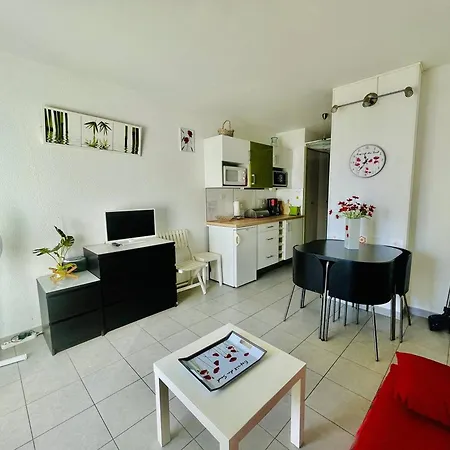 Renove, 4 Pers, Parking Prive, Proche Port Et - Cap D'agde - Fr-1-723-127 Agde